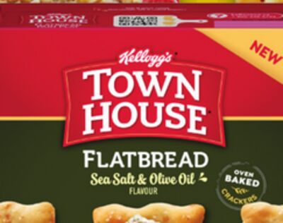 TOWN HOUSE, 247-391 g OR CHEEZ-IT SNAP'D CRACKERS, 213 g