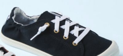 Women's casual shoes