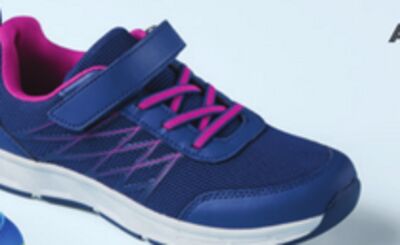 Kids' or toddlers' athletic shoes